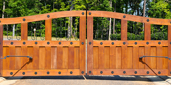 redwood residential automatic gates