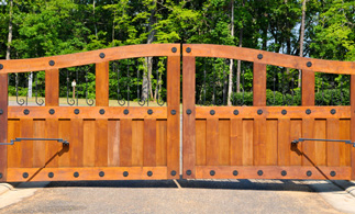 wooden electric Gate in Essex